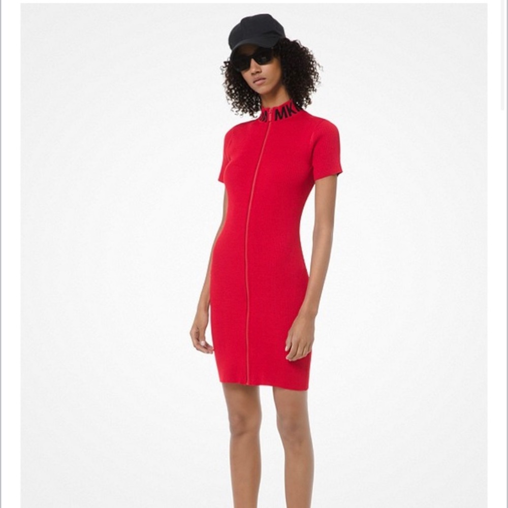 MK
Ribbed Stretch-Viscose Zip-Front Dress
